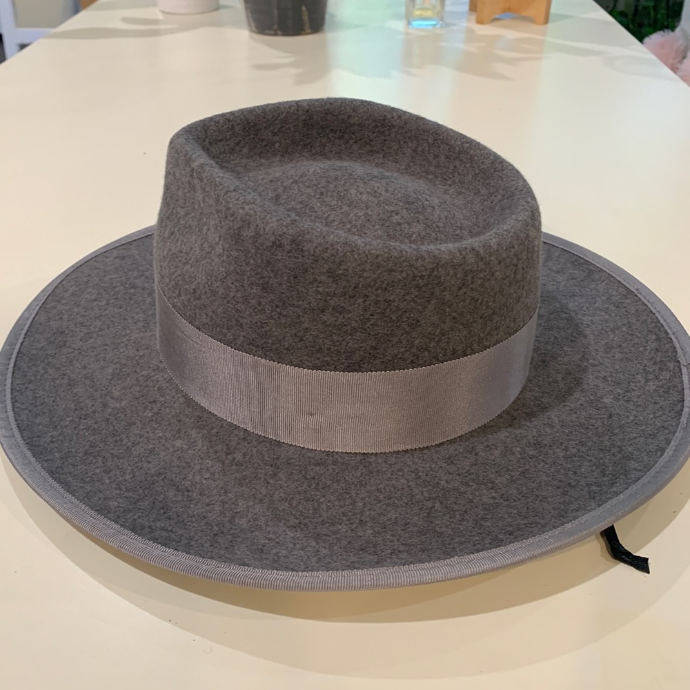 Phenix Gray Wool Ribbon Trim Fedora Hat